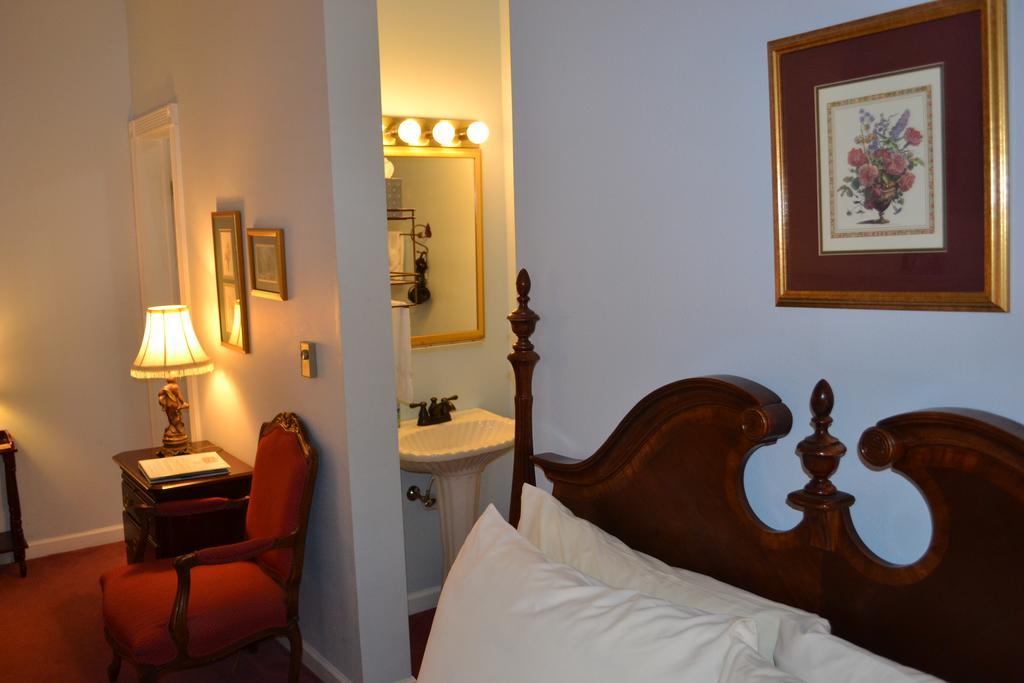 Hotel Chateau 3*